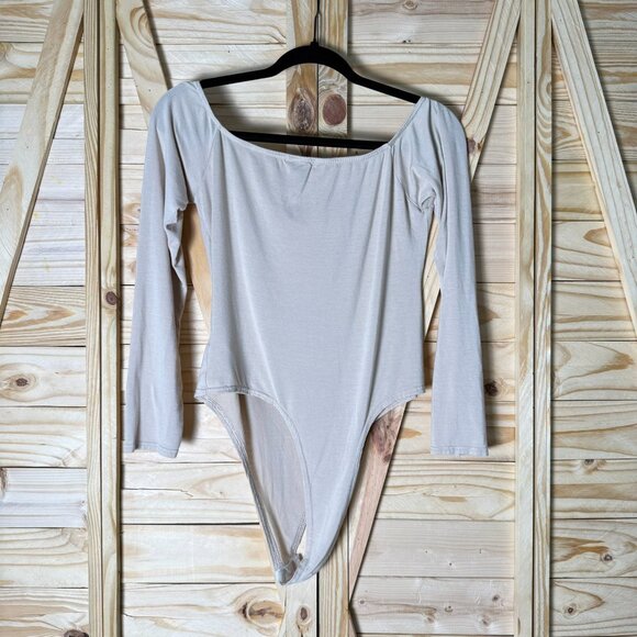 Large, Cream, Pretty Little Thing Bodysuit - Picture 2 of 6